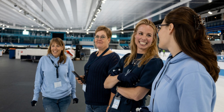 Wat topsport ons leert over samenwerken: onze Cowork & Connect dag in Thialf